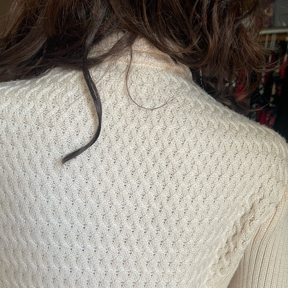 St. John Sport ivory sweater size S - Picture 12 of 16